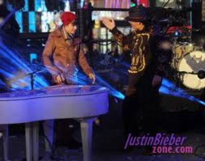 images (45) - Un album cu SUTE de poze numai cu justin bieber