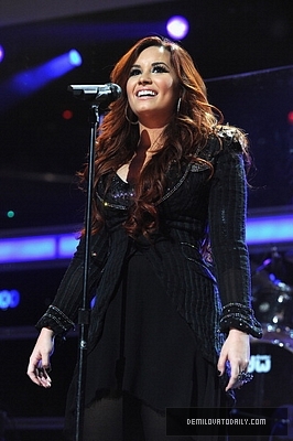 Demitzu (69) - Demitzu - 09 12 2011 - Z100s Jingle Ball 2011
