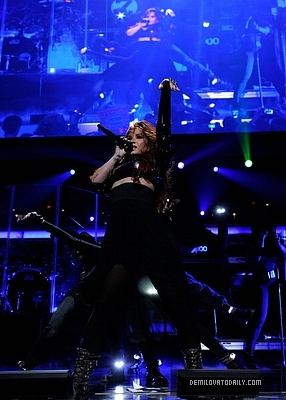 Demitzu (82) - Demitzu - 09 12 2011 - Z100s Jingle Ball 2011