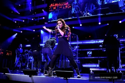 Demitzu (107) - Demitzu - 09 12 2011 - Z100s Jingle Ball 2011