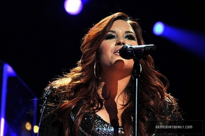 Demitzu (114) - Demitzu - 09 12 2011 - Z100s Jingle Ball 2011
