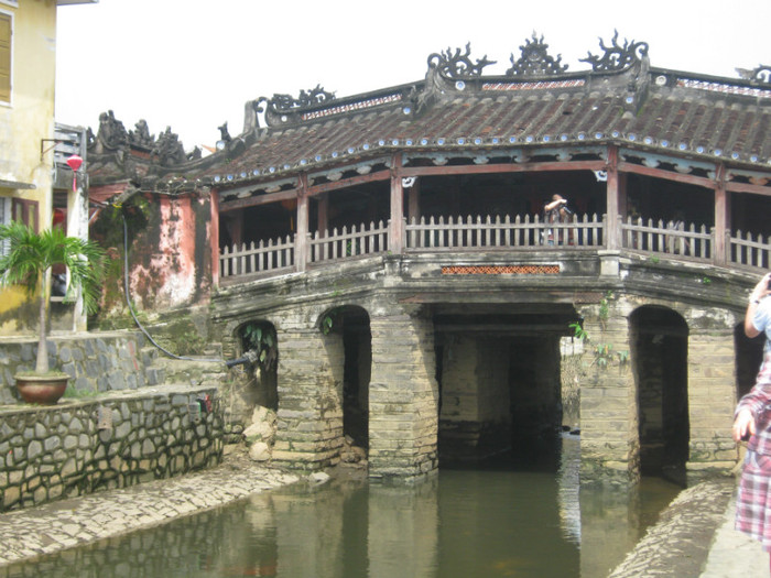 Hoi An - celebrul pod japonez acoperit (sec 15)