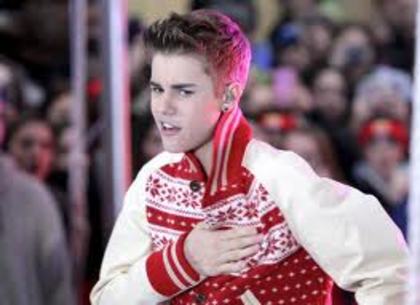 images (3) - Justin Bieber de Craciun