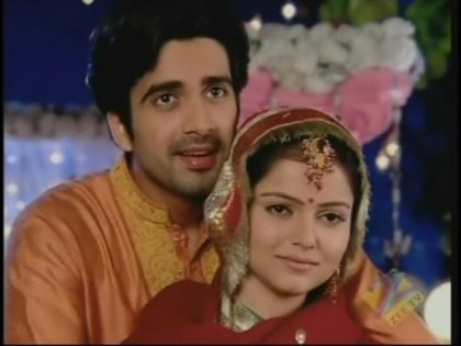 Dev & Radhika in Love [104]