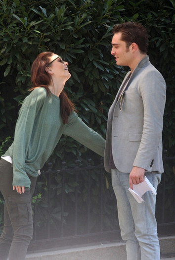 Leighton Meester Ed Westwick Gossip Girl Films MuqnN1EkaRCl - blair and chuck