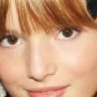 Bella_Thorne_Hairstyle_369_221_005