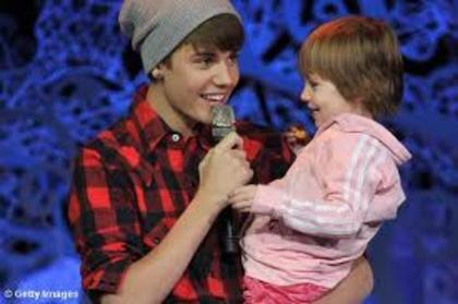 images (13) - Justin Bieber si surioara lui Jazmine