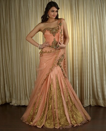 peach-lengha-wedding-pam-mehta-corset-ruffles-560x695 - sari-uri