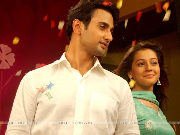 97923-nishant-malkani-priyal-gor-the-new-love-birds-on-the-block-in-ra - Nishant Malkani