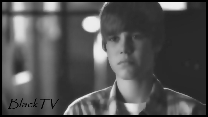 . . . [se uita la ea] - 3_Muscatura unui Vampir Intoarcerea