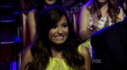 Demitzu (4) - Demilush - Wins Inspire Award And Summer Song Teen Choice 2011 Captures