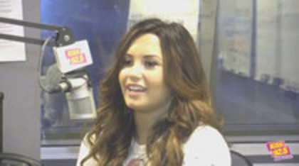 Demitzu (30) - Demilush - Kiss 925 Interview Captures