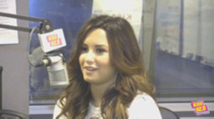 Demitzu (47) - Demilush - Kiss 925 Interview Captures