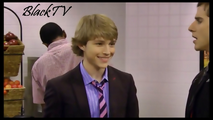 Salot! - 3_Muscatura unui Vampir Intoarcerea