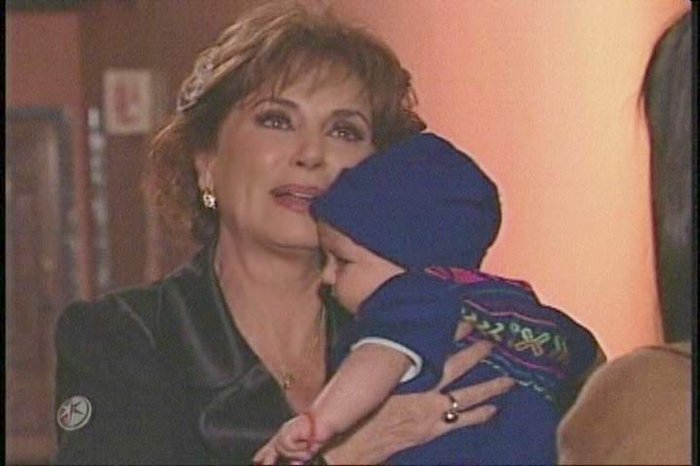 166396_134425926619512_134412866620818_217558_123752_n - Helena Rojo