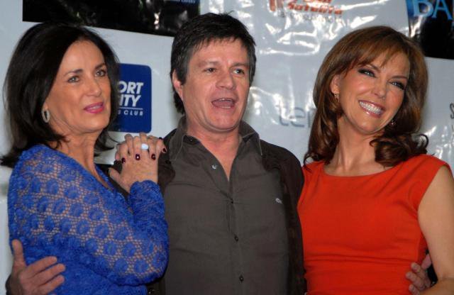 196565_182512515127473_179371092108282_431927_2328897_n - Helena Rojo