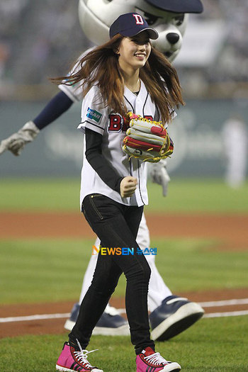miss-a-1010-suzy-baseball-6