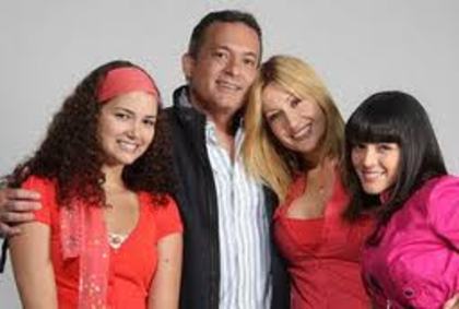 images (35) - Henry Soto