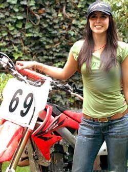 155324_1590266209590_1623903774_1318387_774112_n