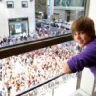 Justin_Bieber_1260102755_2