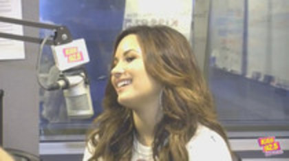 Demitzu (185) - Demilush - Kiss 925 Interview Captures