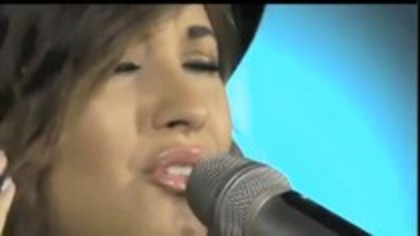 Demitzu (32) - Demilush - My Love is Like a Star live VH1 Captures
