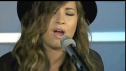 Demitzu (44) - Demilush - My Love is Like a Star live VH1 Captures