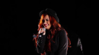 Demetria (14) - Demilush - VEVO Shows Give Your Heart A Break Captures oo1