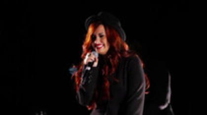 Demetria (22) - Demilush - VEVO Shows Give Your Heart A Break Captures oo1