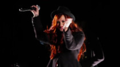 Demetria (69) - Demilush - VEVO Shows Give Your Heart A Break Captures oo1