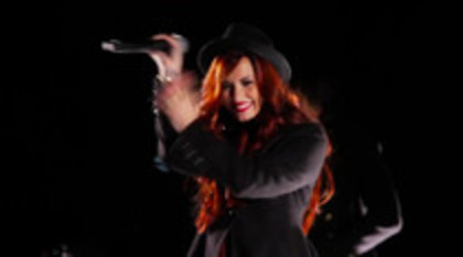 Demetria (73) - Demilush - VEVO Shows Give Your Heart A Break Captures oo1