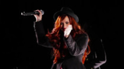 Demetria (82) - Demilush - VEVO Shows Give Your Heart A Break Captures oo1