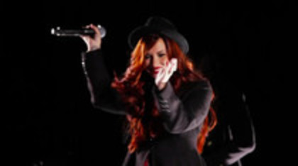 Demetria (83) - Demilush - VEVO Shows Give Your Heart A Break Captures oo1