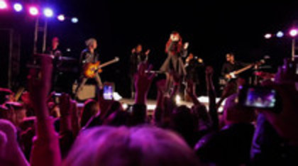 Demetria (119) - Demilush - VEVO Shows Give Your Heart A Break Captures oo1