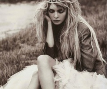 # Oare ? Oare tu stii cum doare ? Cand te privesc mereu .. - STATUSURI xD