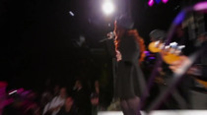 Demitzu (40) - Demilush - VEVO Shows Give Your Heart A Break Captures oo2