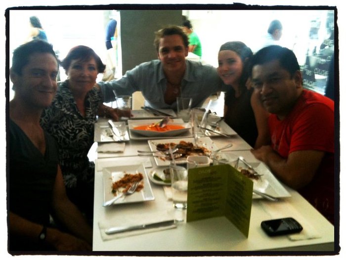 183369_205156189495997_116343941710556_799561_2185434_n