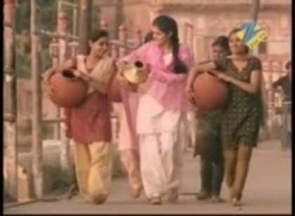 42943018_IKQXLZXAA - Choti Bahu - Episodul 1