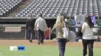 Demetria (63) - Demilush - Behind Performance At The World Series Captures