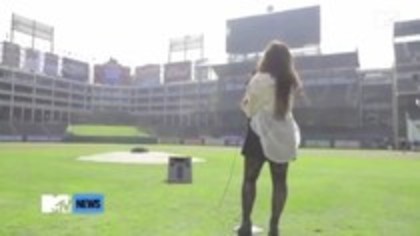 Demetria (88) - Demilush - Behind Performance At The World Series Captures