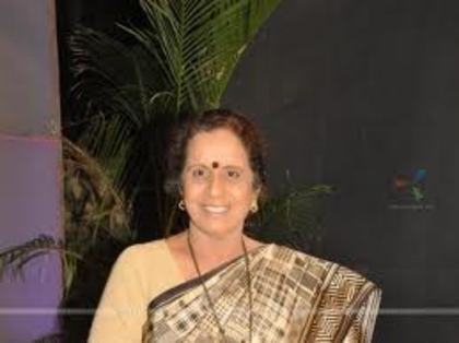 images (15) - Savita - Usha Nadkarni