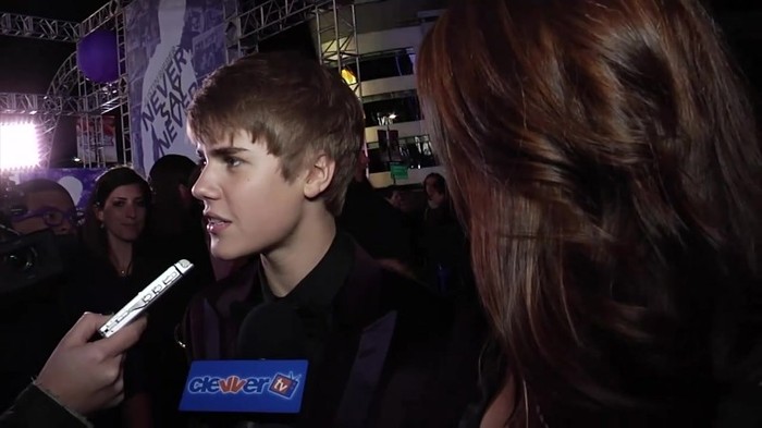 Debby Ryan Meets Justin Bieber At Never Say Never Movie Premiere 0998