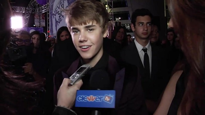 Debby Ryan Meets Justin Bieber At Never Say Never Movie Premiere 0914
