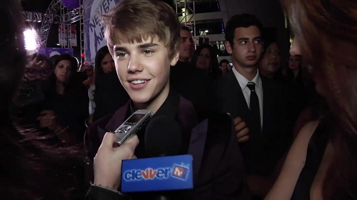 Debby Ryan Meets Justin Bieber At Never Say Never Movie Premiere 0915