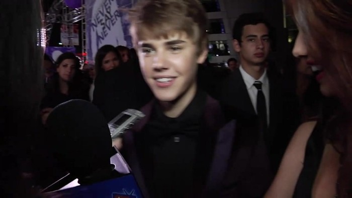 Debby Ryan Meets Justin Bieber At Never Say Never Movie Premiere 0918