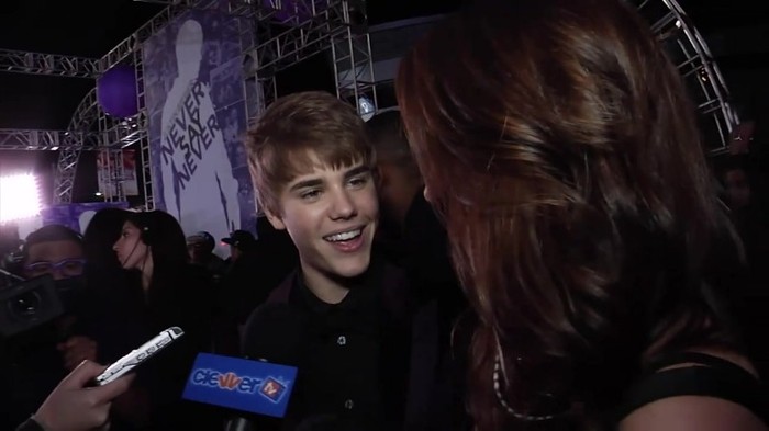 Debby Ryan Meets Justin Bieber At Never Say Never Movie Premiere 1030