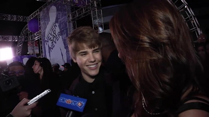 Debby Ryan Meets Justin Bieber At Never Say Never Movie Premiere 1031