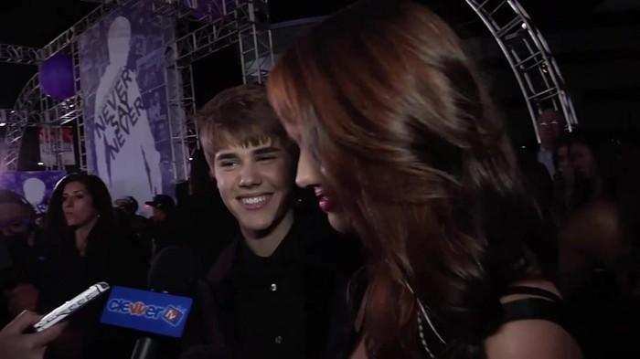 Debby Ryan Meets Justin Bieber At Never Say Never Movie Premiere 1034