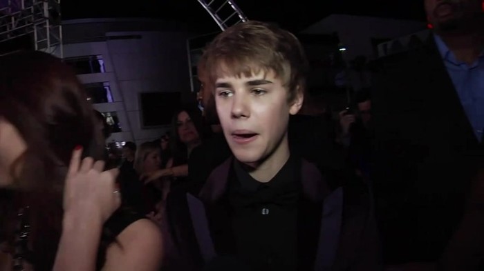 Debby Ryan Meets Justin Bieber At Never Say Never Movie Premiere 1043