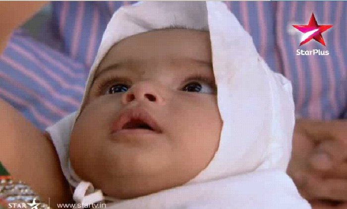 219323_221668771176996_152160674794473_947376_3009916_o - Little Baby AnanYa Ans NaKsh Scenes  16th May 2011